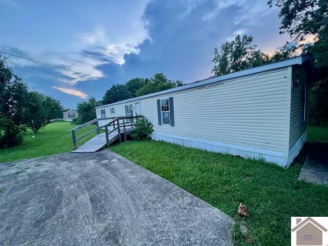 1954 CALEDONIA RD, CADIZ, KY 42211, photo 1 of 11